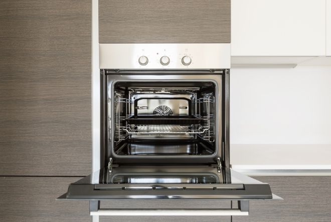 The Appliance Expert offers instalation services for built-in, integrated and semi-integrated appliances.